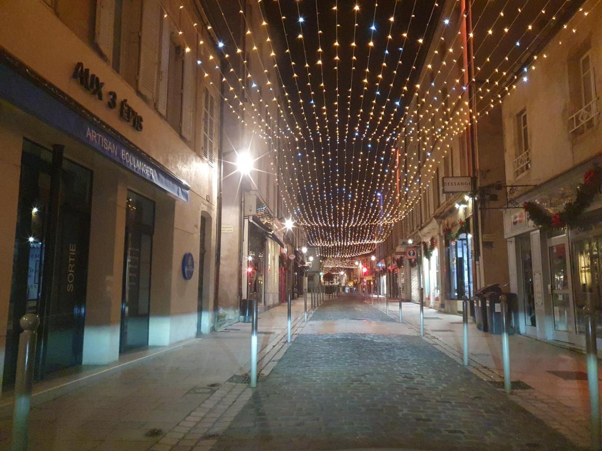 Appart' Spa Et Sauna Privatif Au Coeur De Beaune Luaran gambar